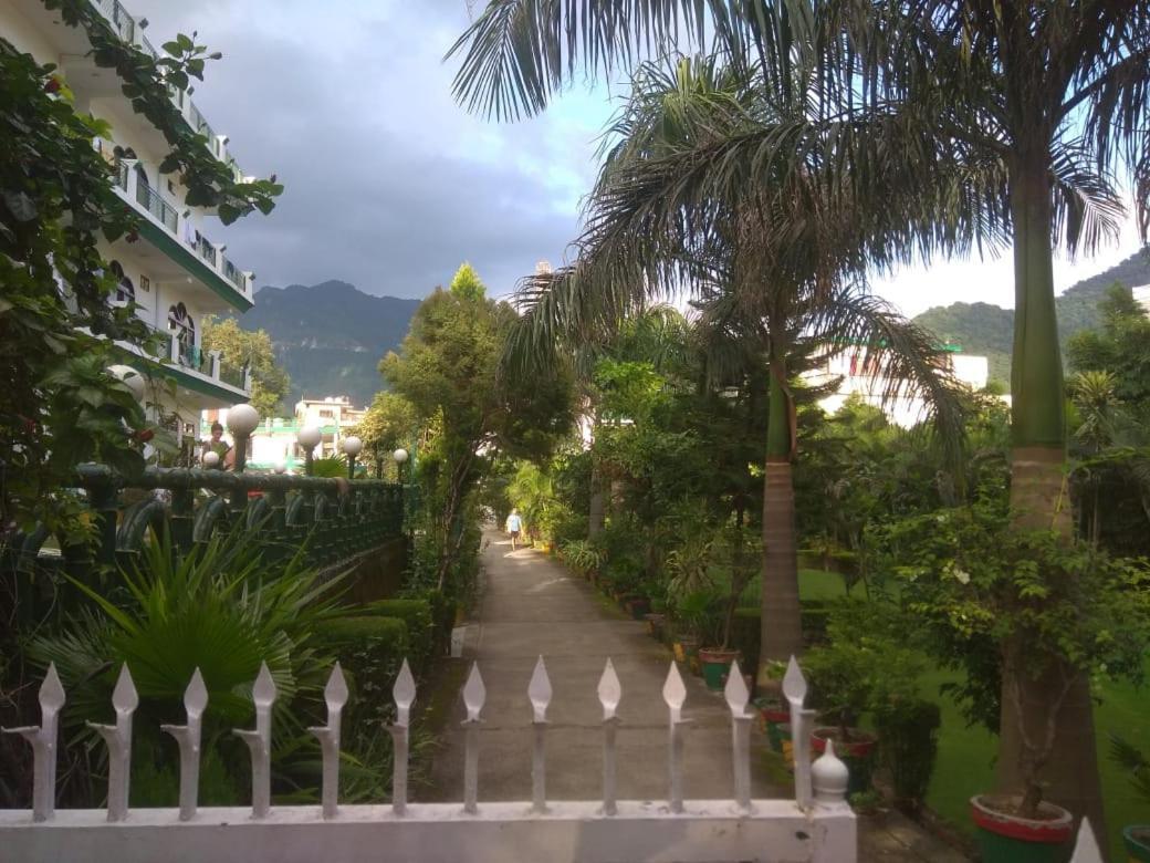 Panambi Tapovan Resort Rishikesh Bagian luar foto